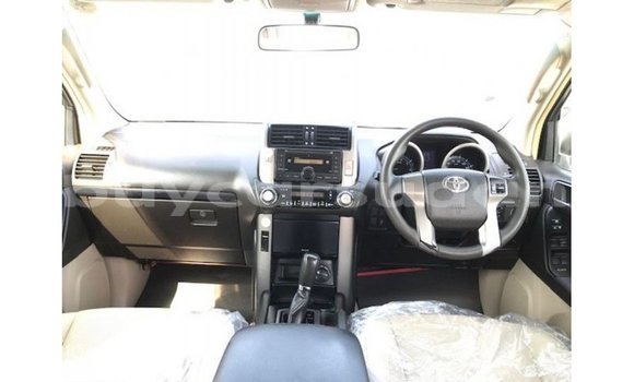 Buy Import Toyota Prado White Car in Import - Dubai in Al Jazirah State Buy Import Toyota Prado White Car in Import - Dubai in Al Jazirah State