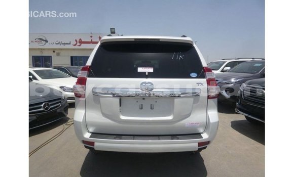 Buy Import Toyota Prado White Car in Import - Dubai in Al Jazirah State Buy Import Toyota Prado White Car in Import - Dubai in Al Jazirah State