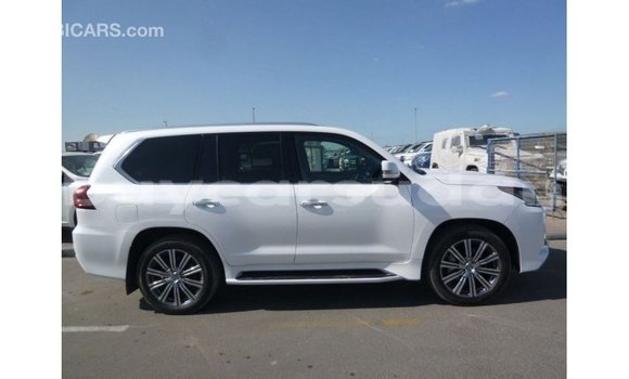 Buy Import Lexus LX White Car in Import - Dubai in Al Jazirah State Buy Import Lexus LX White Car in Import - Dubai in Al Jazirah State