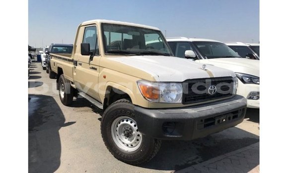 Buy Import Toyota Land Cruiser Beige Car in Import - Dubai in Al Jazirah State Buy Import Toyota Land Cruiser Beige Car in Import - Dubai in Al Jazirah State