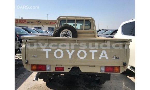 Buy Import Toyota Land Cruiser Beige Car in Import - Dubai in Al Jazirah State Buy Import Toyota Land Cruiser Beige Car in Import - Dubai in Al Jazirah State