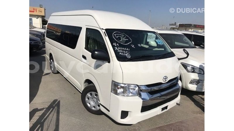 Big with watermark toyota hiace al jazirah state import dubai 2514