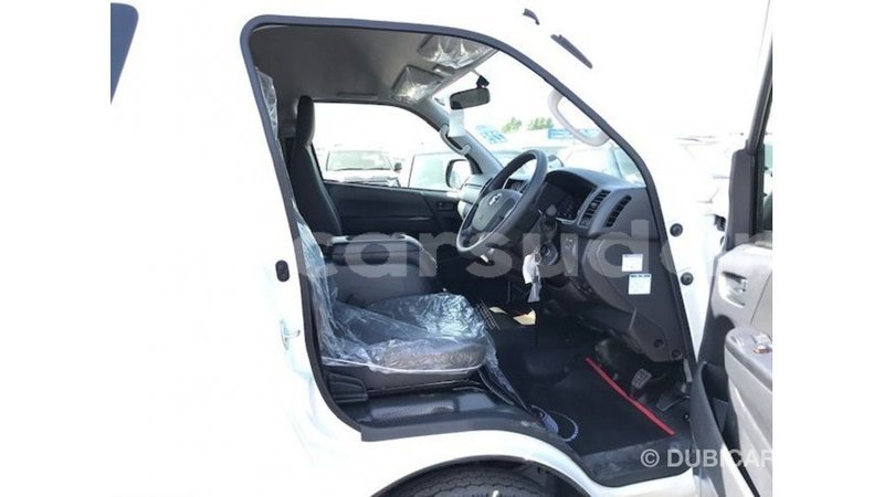 Big with watermark toyota hiace al jazirah state import dubai 2514