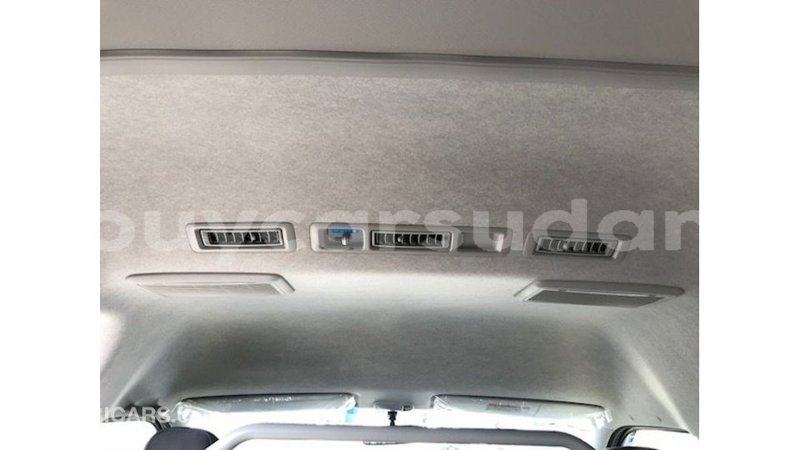 Big with watermark toyota hiace al jazirah state import dubai 2514