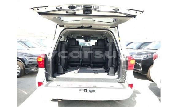 Buy Import Toyota Land Cruiser White Car in Import - Dubai in Al Jazirah State Buy Import Toyota Land Cruiser White Car in Import - Dubai in Al Jazirah State