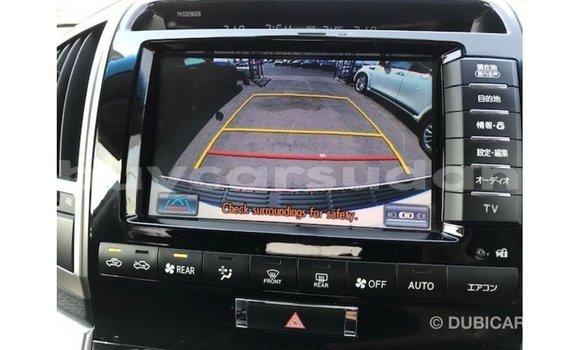 Buy Import Toyota Land Cruiser White Car in Import - Dubai in Al Jazirah State Buy Import Toyota Land Cruiser White Car in Import - Dubai in Al Jazirah State