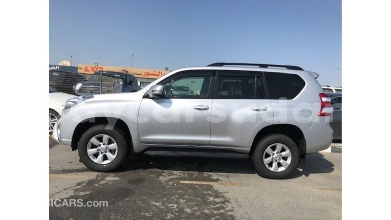 Big with watermark toyota prado al jazirah state import dubai 2518