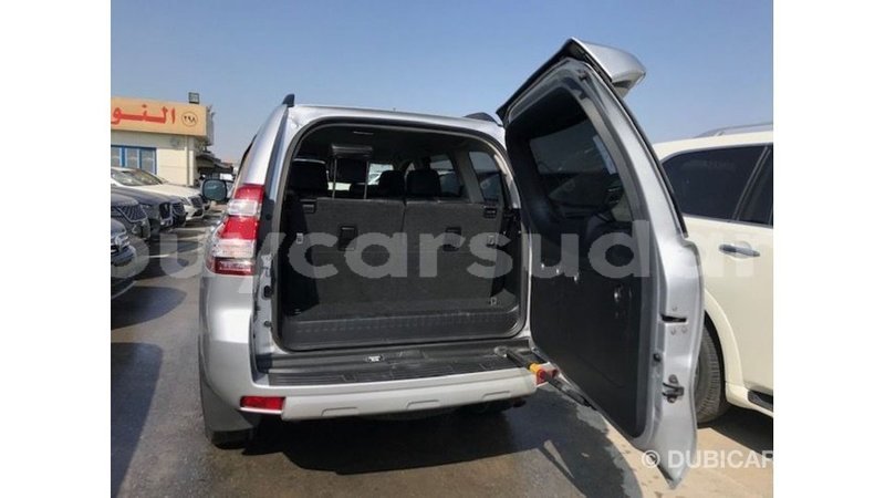 Big with watermark toyota prado al jazirah state import dubai 2518
