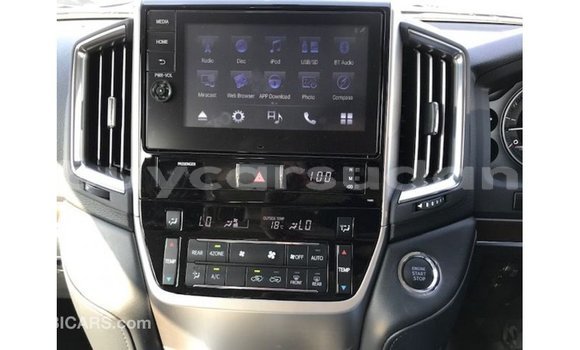 Buy Import Toyota Land Cruiser White Car in Import - Dubai in Al Jazirah State Buy Import Toyota Land Cruiser White Car in Import - Dubai in Al Jazirah State