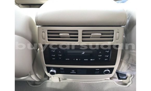 Buy Import Toyota Land Cruiser White Car in Import - Dubai in Al Jazirah State Buy Import Toyota Land Cruiser White Car in Import - Dubai in Al Jazirah State