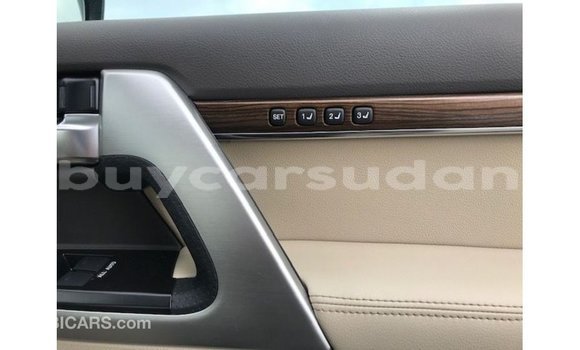 Buy Import Toyota Land Cruiser White Car in Import - Dubai in Al Jazirah State Buy Import Toyota Land Cruiser White Car in Import - Dubai in Al Jazirah State