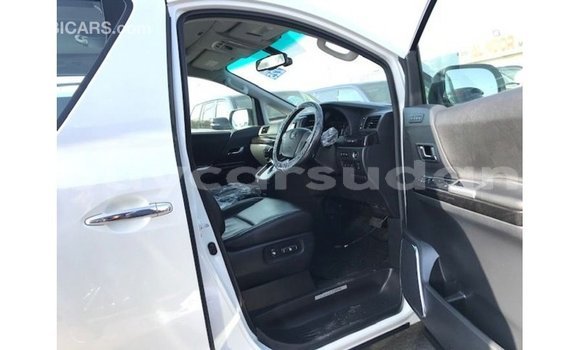 Buy Import Toyota Vellfire White Car in Import - Dubai in Al Jazirah State Buy Import Toyota Vellfire White Car in Import - Dubai in Al Jazirah State