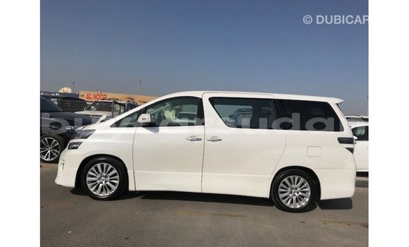 Buy Import Toyota Vellfire White Car in Import - Dubai in Al Jazirah State Buy Import Toyota Vellfire White Car in Import - Dubai in Al Jazirah State