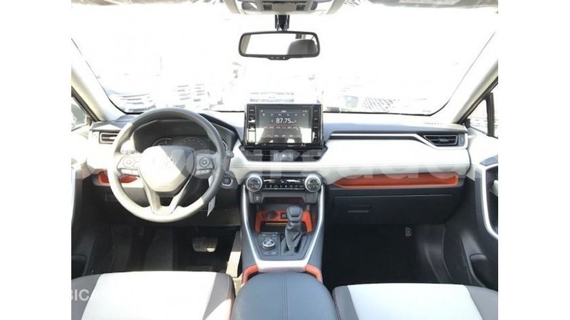 Big with watermark toyota hiace al jazirah state import dubai 2527