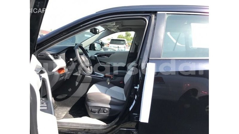 Big with watermark toyota hiace al jazirah state import dubai 2527