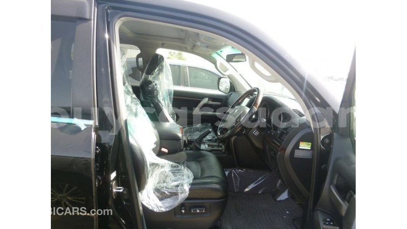 Big with watermark toyota land cruiser al jazirah state import dubai 2535