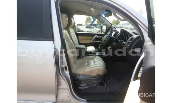 Buy Import Toyota Land Cruiser Other Car in Import - Dubai in Al Jazirah State Buy Import Toyota Land Cruiser Other Car in Import - Dubai in Al Jazirah State