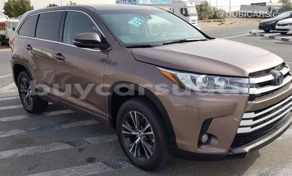 Buy Import Toyota Highlander Brown Car in Import - Dubai in Al Jazirah State Buy Import Toyota Highlander Brown Car in Import - Dubai in Al Jazirah State