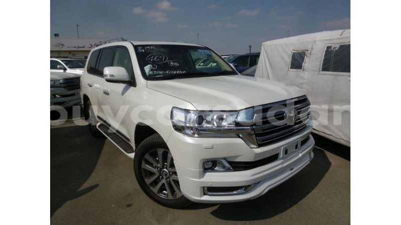 Big with watermark toyota land cruiser al jazirah state import dubai 2553