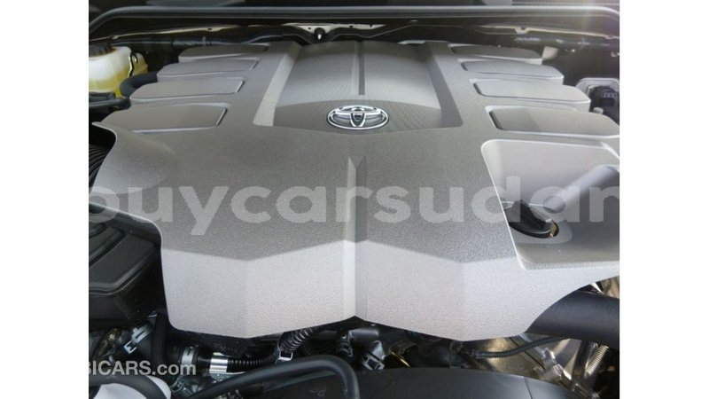 Big with watermark toyota land cruiser al jazirah state import dubai 2553