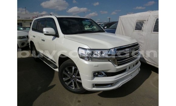 Buy Import Toyota Land Cruiser White Car in Import - Dubai in Al Jazirah State Buy Import Toyota Land Cruiser White Car in Import - Dubai in Al Jazirah State