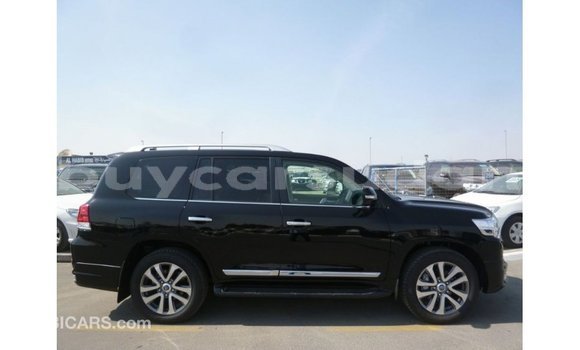 Acheter Import Voiture Toyota Land Cruiser Noir à Import - Dubai, État d'Al Jazirah Acheter Import Voiture Toyota Land Cruiser Noir à Import - Dubai, État d'Al Jazirah
