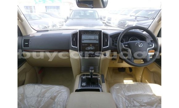 Buy Import Toyota Land Cruiser White Car in Import - Dubai in Al Jazirah State Buy Import Toyota Land Cruiser White Car in Import - Dubai in Al Jazirah State
