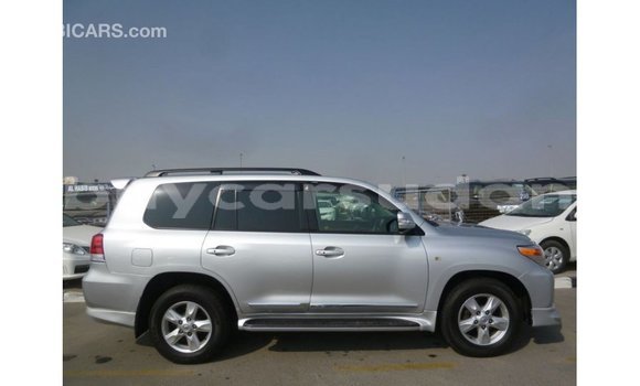 Buy Import Toyota Land Cruiser Other Car in Import - Dubai in Al Jazirah State Buy Import Toyota Land Cruiser Other Car in Import - Dubai in Al Jazirah State