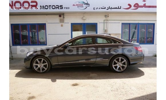 Acheter Import Voiture Mercedes-Benz 190 Autre à Import - Dubai, État d'Al Jazirah Acheter Import Voiture Mercedes-Benz 190 Autre à Import - Dubai, État d'Al Jazirah