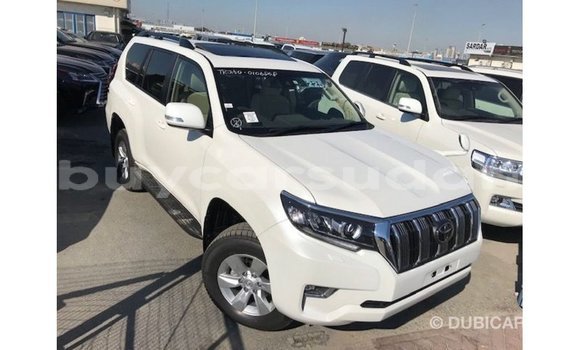 Acheter Import Voiture Toyota Prado Blanc à Import - Dubai, État d'Al Jazirah Acheter Import Voiture Toyota Prado Blanc à Import - Dubai, État d'Al Jazirah