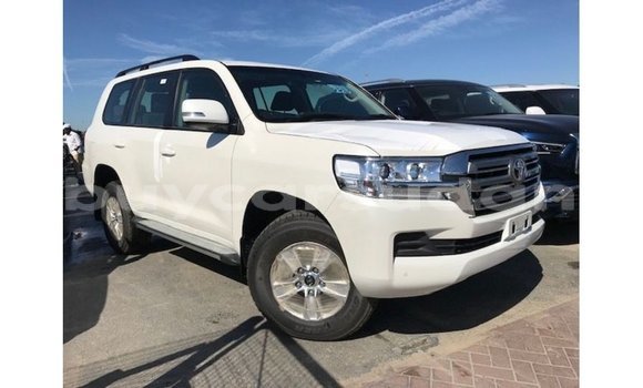 Acheter Import Voiture Toyota Land Cruiser Blanc à Import - Dubai, État d'Al Jazirah Acheter Import Voiture Toyota Land Cruiser Blanc à Import - Dubai, État d'Al Jazirah