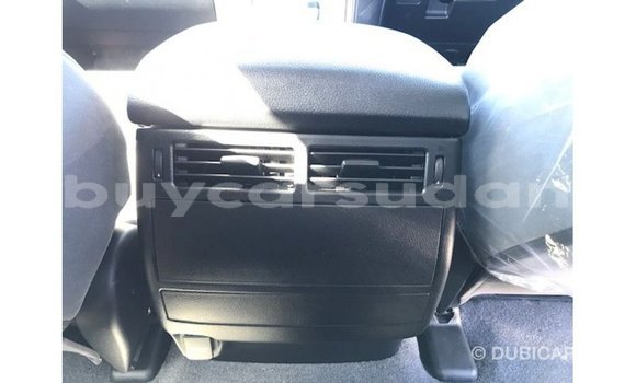 Acheter Import Voiture Toyota Land Cruiser Blanc à Import - Dubai, État d'Al Jazirah Acheter Import Voiture Toyota Land Cruiser Blanc à Import - Dubai, État d'Al Jazirah