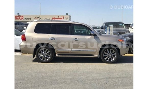 Acheter Import Voiture Toyota Land Cruiser Autre à Import - Dubai, État d'Al Jazirah Acheter Import Voiture Toyota Land Cruiser Autre à Import - Dubai, État d'Al Jazirah
