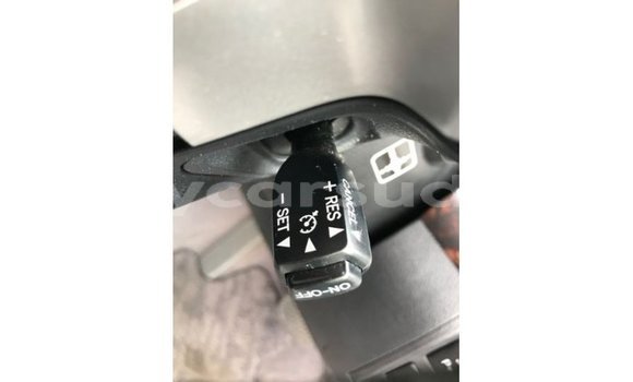 Buy Import Toyota Land Cruiser White Car in Import - Dubai in Al Jazirah State Buy Import Toyota Land Cruiser White Car in Import - Dubai in Al Jazirah State