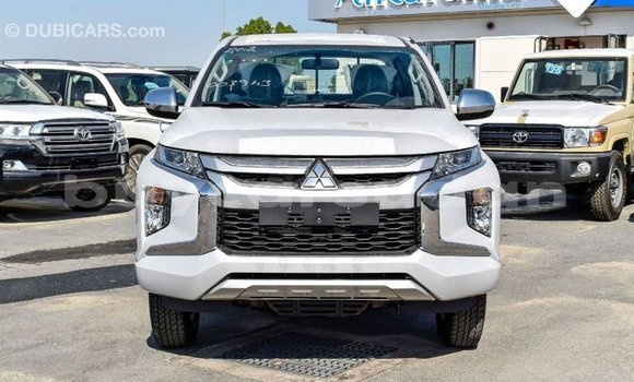 Buy Import Mitsubishi L200 White Car in Import - Dubai in Al Jazirah State Buy Import Mitsubishi L200 White Car in Import - Dubai in Al Jazirah State
