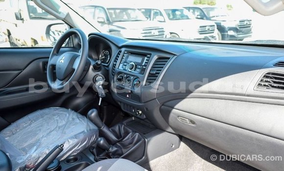 Buy Import Mitsubishi L200 White Car in Import - Dubai in Al Jazirah State Buy Import Mitsubishi L200 White Car in Import - Dubai in Al Jazirah State