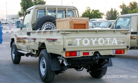 Buy Import Toyota Land Cruiser Beige Car in Import - Dubai in Al Jazirah State Buy Import Toyota Land Cruiser Beige Car in Import - Dubai in Al Jazirah State