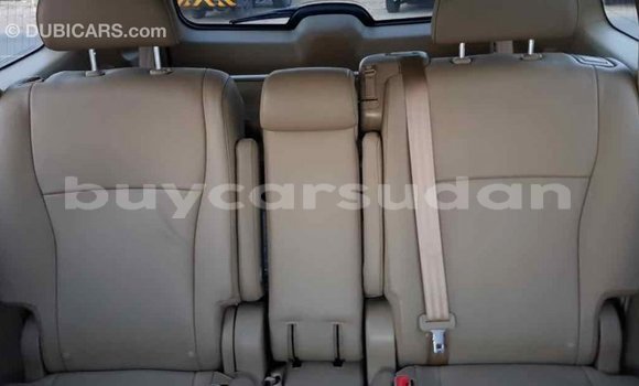 Buy Import Toyota Highlander Green Car in Import - Dubai in Al Jazirah State Buy Import Toyota Highlander Green Car in Import - Dubai in Al Jazirah State