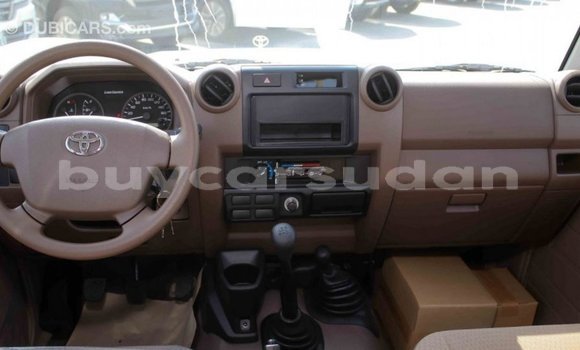 Buy Import Toyota Land Cruiser Beige Car in Import - Dubai in Al Jazirah State Buy Import Toyota Land Cruiser Beige Car in Import - Dubai in Al Jazirah State