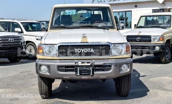 Buy Import Toyota Land Cruiser Beige Car in Import - Dubai in Al Jazirah State Buy Import Toyota Land Cruiser Beige Car in Import - Dubai in Al Jazirah State