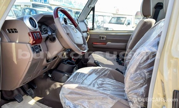 Buy Import Toyota Land Cruiser Beige Car in Import - Dubai in Al Jazirah State Buy Import Toyota Land Cruiser Beige Car in Import - Dubai in Al Jazirah State