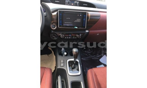 Buy Import Toyota Hilux White Car in Import - Dubai in Al Jazirah State Buy Import Toyota Hilux White Car in Import - Dubai in Al Jazirah State