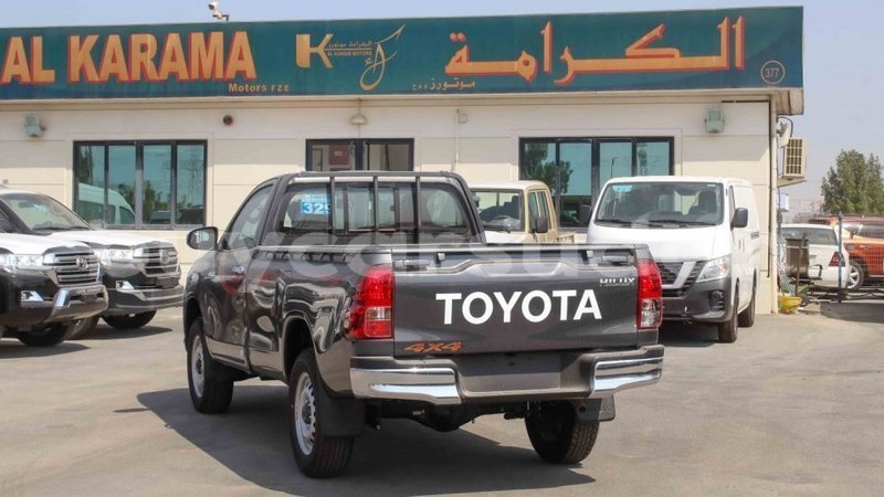 Big with watermark toyota hilux al jazirah state import dubai 2635