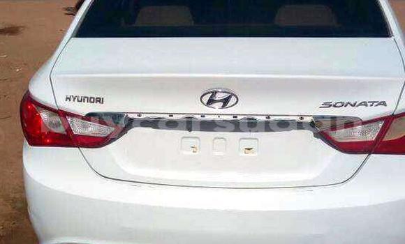 Buy Used Hyundai Sonata White Car in Khartoum in Khartoum Buy Used Hyundai Sonata White Car in Khartoum in Khartoum