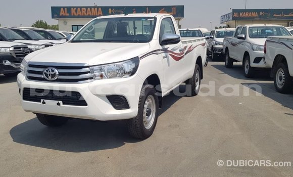 Buy Import Toyota Hilux White Car in Import - Dubai in Al Jazirah State Buy Import Toyota Hilux White Car in Import - Dubai in Al Jazirah State