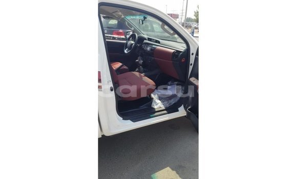 Buy Import Toyota Hilux White Car in Import - Dubai in Al Jazirah State Buy Import Toyota Hilux White Car in Import - Dubai in Al Jazirah State