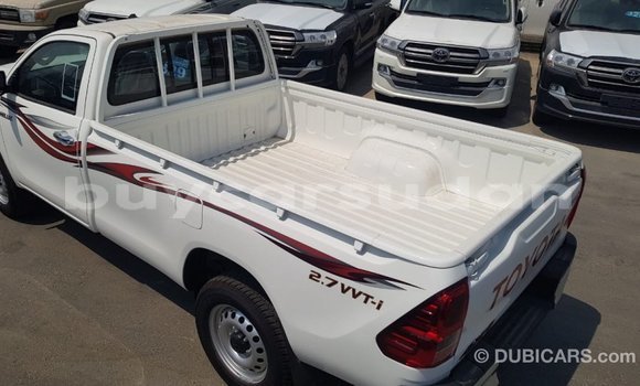 Buy Import Toyota Hilux White Car in Import - Dubai in Al Jazirah State Buy Import Toyota Hilux White Car in Import - Dubai in Al Jazirah State