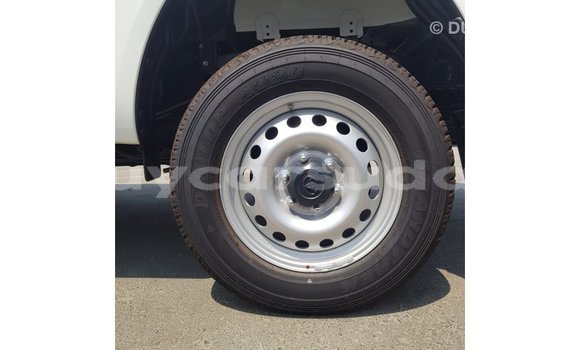 Buy Import Toyota Hilux White Car in Import - Dubai in Al Jazirah State Buy Import Toyota Hilux White Car in Import - Dubai in Al Jazirah State