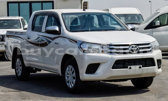 Buy Import Toyota Hilux White Car in Import - Dubai in Al Jazirah State Buy Import Toyota Hilux White Car in Import - Dubai in Al Jazirah State