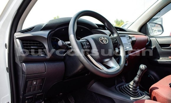 Buy Import Toyota Hilux White Car in Import - Dubai in Al Jazirah State Buy Import Toyota Hilux White Car in Import - Dubai in Al Jazirah State